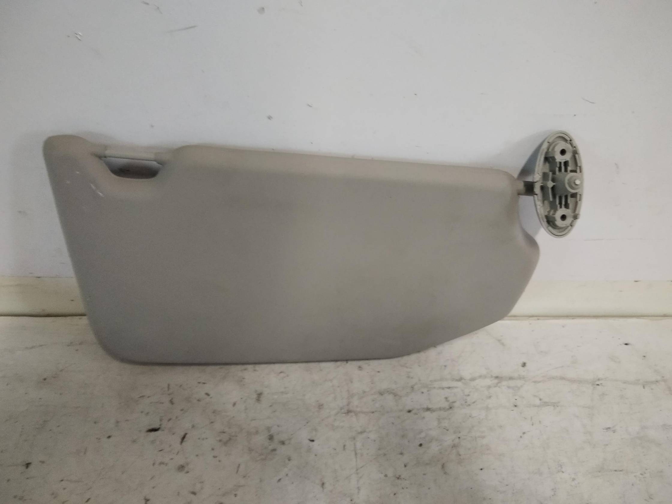 Aletta parasole parabrezza sx.